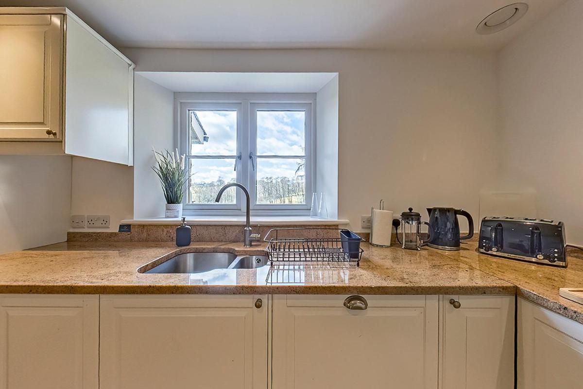 3 Bedroom Barn Conversion With Hot Tub-Garden View - Ty Cerrig Barn Corwen Esterno foto
